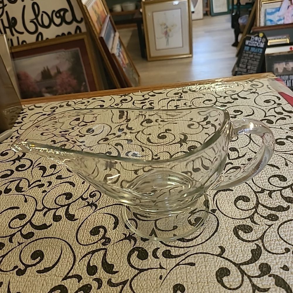 Crisa Libbey Glass Gravy Boat